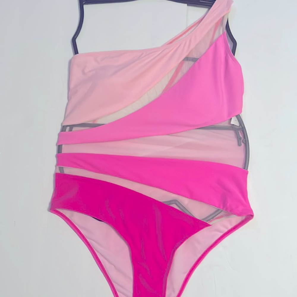 NWOT pink swimsuit 🩱